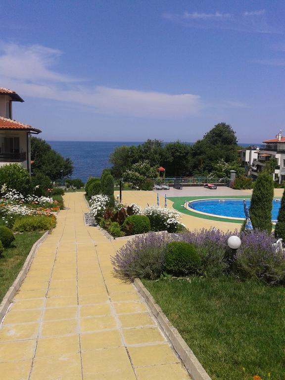 Caprice Apartment In Lozenec Kiten  Exterior photo